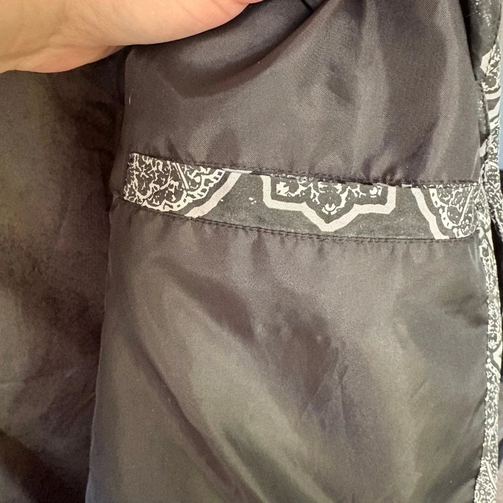 Fuda International Silk Bomber Zip Jacket Size S – Black & Gray Snake Print - Picture 6 of 11